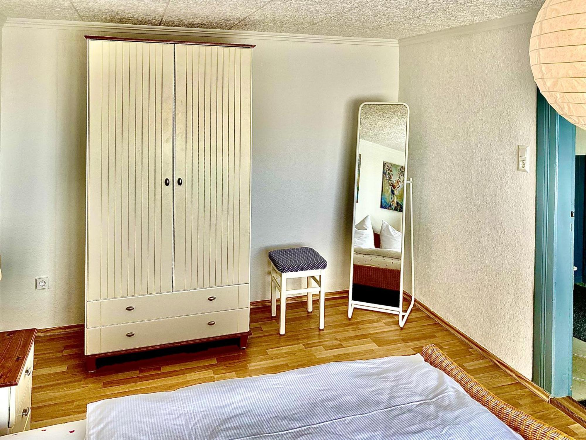 Gemuetliche Ferienwohnung Sagard Exterior photo